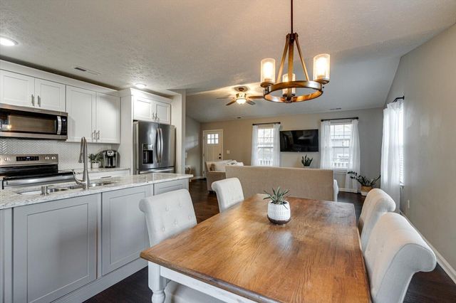 203 Darvin Lane, Lafayette, GA 30728