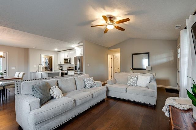 203 Darvin Lane, Lafayette, GA 30728