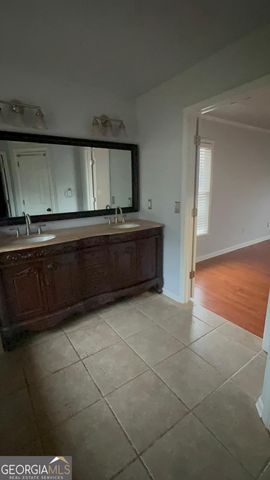 790 River Overlook Drive, Lawrenceville, GA 30043