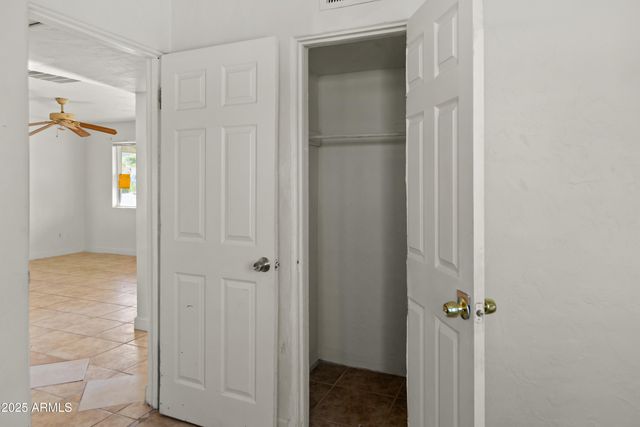 1144 E SUNNYSLOPE Lane, Phoenix, AZ 85020