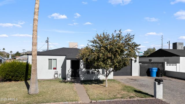 1144 E SUNNYSLOPE Lane, Phoenix, AZ 85020