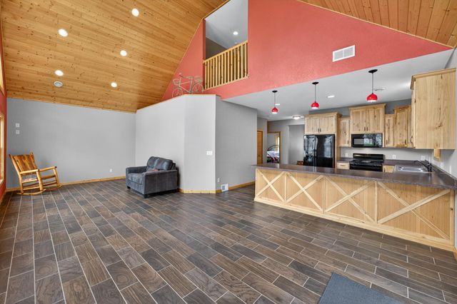20567 Scott Drive, Pine City, MN 55063
