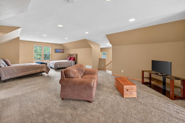 20567 Scott Drive, Pine City, MN 55063
