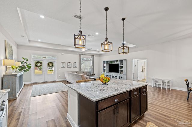 4104 Lower Walk Ln, Milton, FL 32583