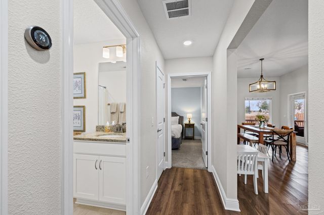 4104 Lower Walk Ln, Milton, FL 32583