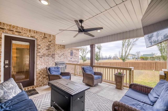 4104 Lower Walk Ln, Milton, FL 32583