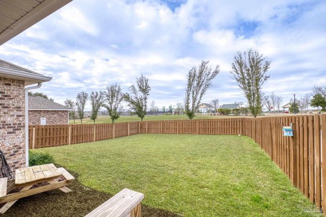 4104 Lower Walk Ln, Milton, FL 32583