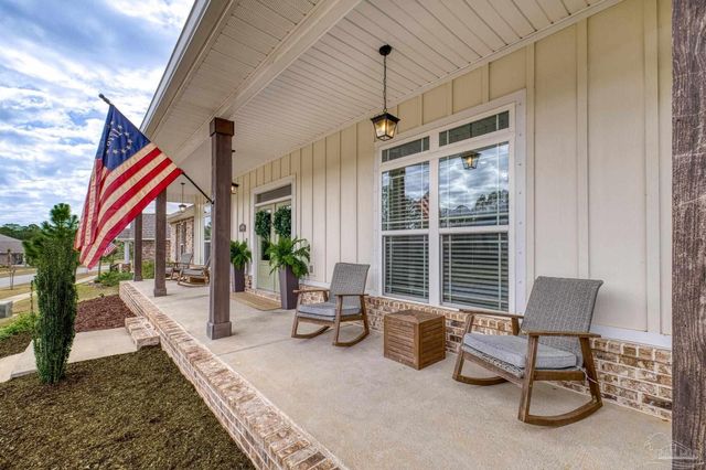 4104 Lower Walk Ln, Milton, FL 32583