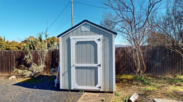 27 Inglewood Drive, Oroville, CA 95966