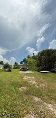 1319 Hickory AVE, Punta Gorda, FL 33950