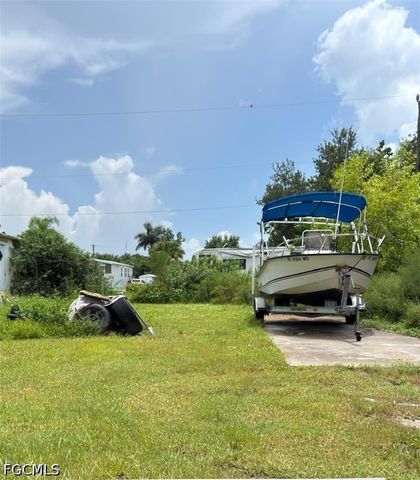 1319 Hickory AVE, Punta Gorda, FL 33950