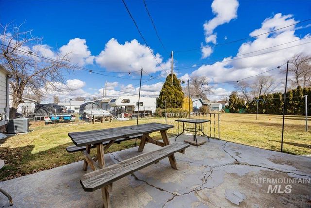 273 Lois Street, Twin Falls, ID 83301