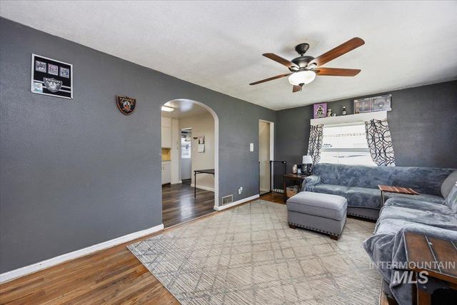 273 Lois Street, Twin Falls, ID 83301