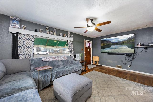 273 Lois Street, Twin Falls, ID 83301