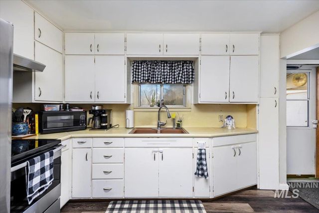 273 Lois Street, Twin Falls, ID 83301