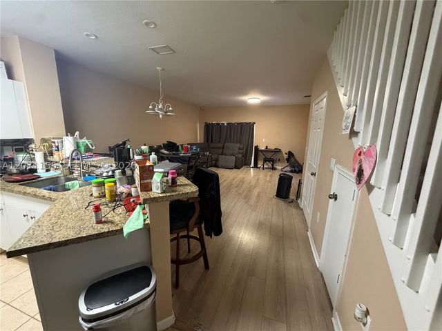 550 Saint Tropez Ln, Margate, FL 33068