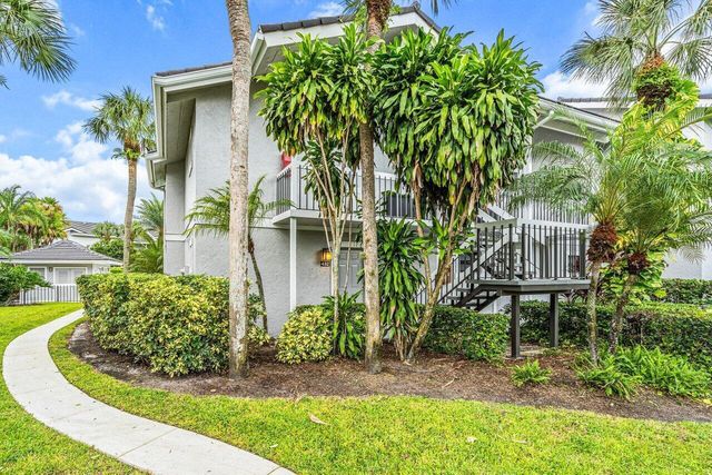 11863 Wimbledon Circle 432, Wellington, FL 33414