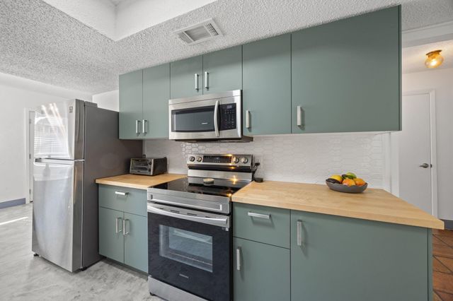 7256 Coronado CIR, Austin, TX 78752