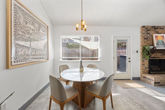 7256 Coronado CIR, Austin, TX 78752