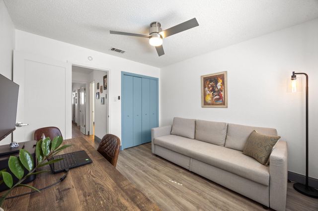 7256 Coronado CIR, Austin, TX 78752