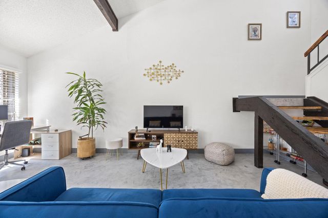 7256 Coronado CIR, Austin, TX 78752