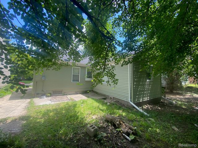 18975 Beland Street, Detroit, MI 48234