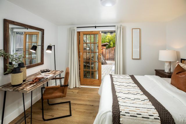 240 Glenwood Avenue, Woodside, CA 94062