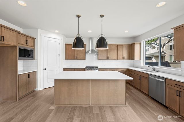 15306 106th Avenue E, Puyallup, WA 98374