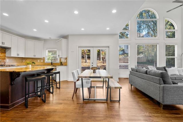 3713 Lake Edge Drive, Suwanee, GA 30024