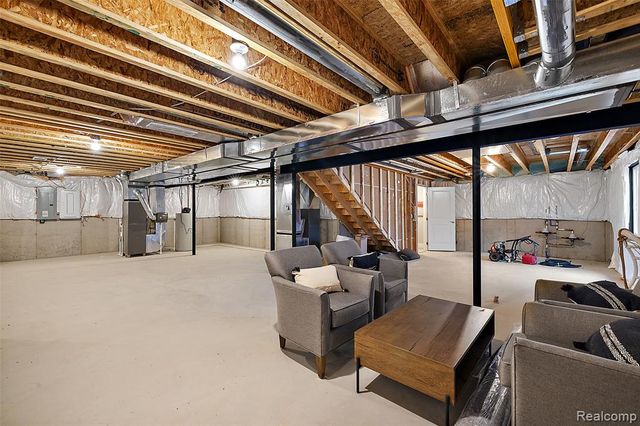 499 Cannonade Loop, Howell, MI 48843