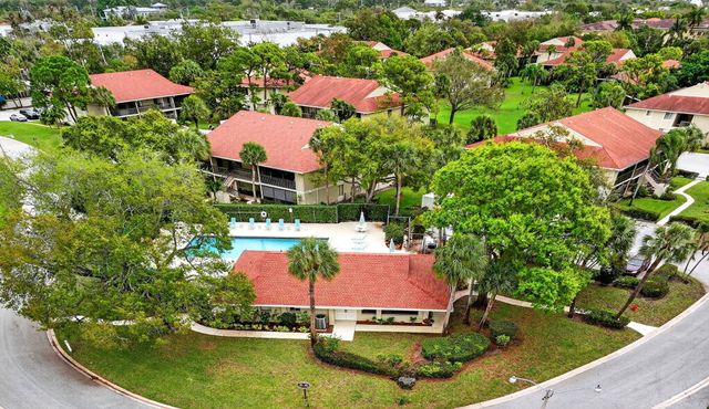 6536 Chasewood Drive A, Jupiter, FL 33458