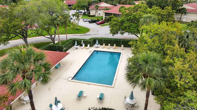6536 Chasewood Drive A, Jupiter, FL 33458