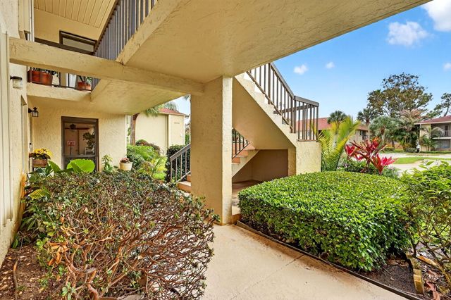 6536 Chasewood Drive A, Jupiter, FL 33458