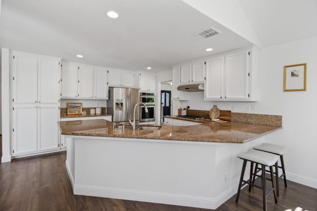 427 Taggert Ct, Roseville, CA 95678