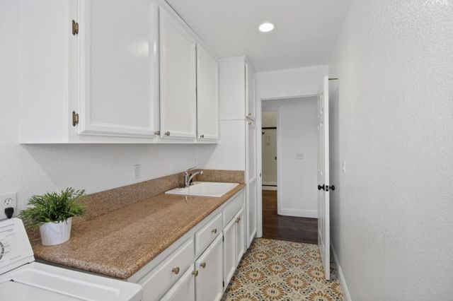 427 Taggert Ct, Roseville, CA 95678