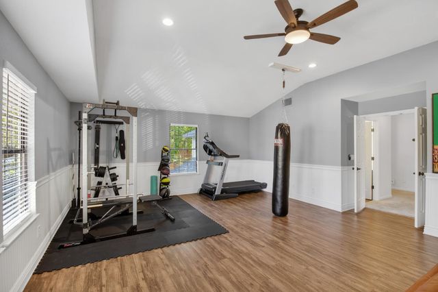 427 Taggert Ct, Roseville, CA 95678