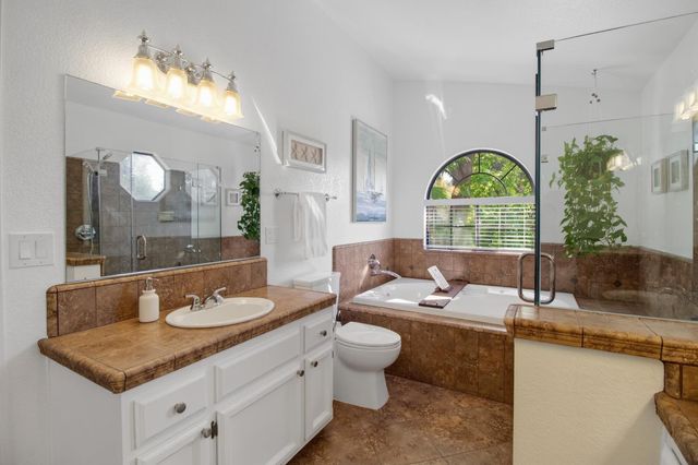 427 Taggert Ct, Roseville, CA 95678