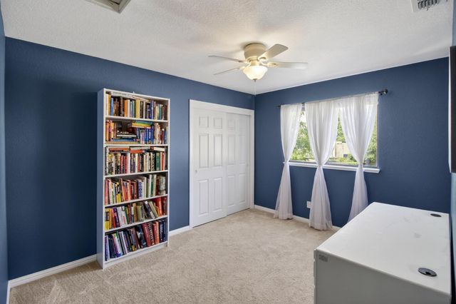 427 Taggert Ct, Roseville, CA 95678