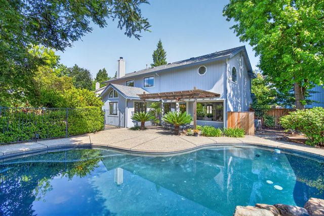 427 Taggert Ct, Roseville, CA 95678