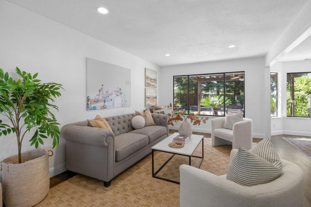 427 Taggert Ct, Roseville, CA 95678