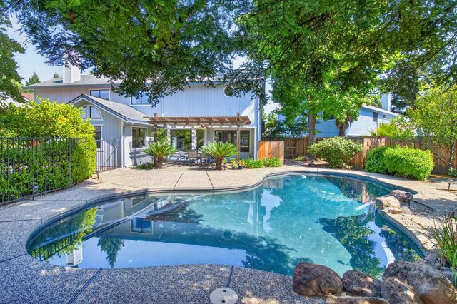 427 Taggert Ct, Roseville, CA 95678