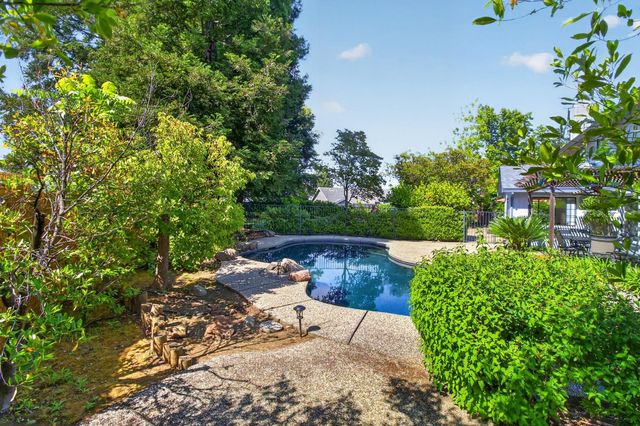 427 Taggert Ct, Roseville, CA 95678