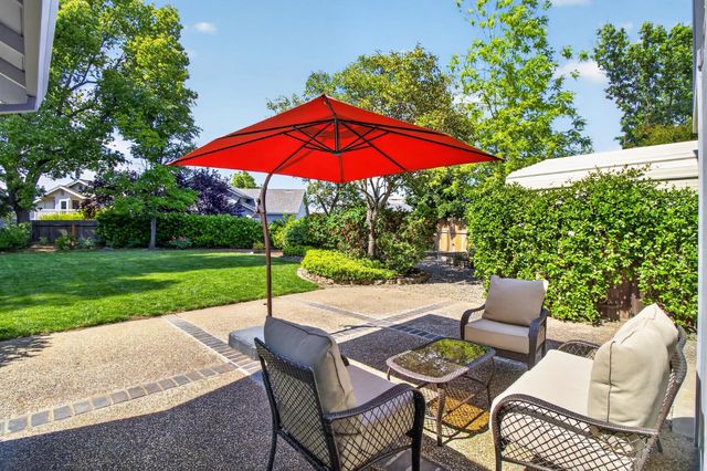427 Taggert Ct, Roseville, CA 95678