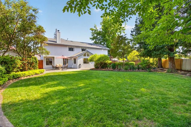 427 Taggert Ct, Roseville, CA 95678