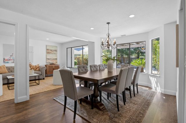 427 Taggert Ct, Roseville, CA 95678