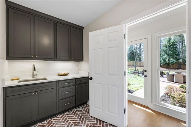 1115 Marka Lane, Alpharetta, GA 30004