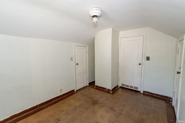 411 Donmoyer Avenue, South Bend, IN 46614