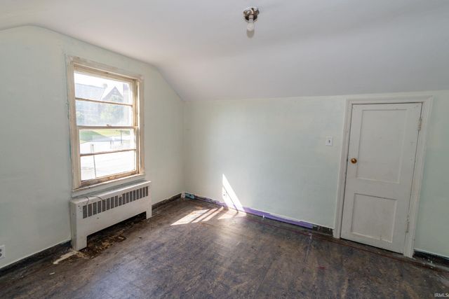 411 Donmoyer Avenue, South Bend, IN 46614