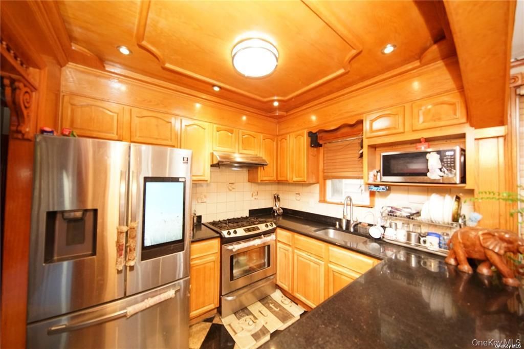 54-13 153rd Street, Flushing, NY 11355 — photo 2
