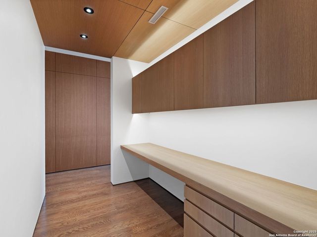 4242 Broadway Apt 2001, San Antonio, TX 78209